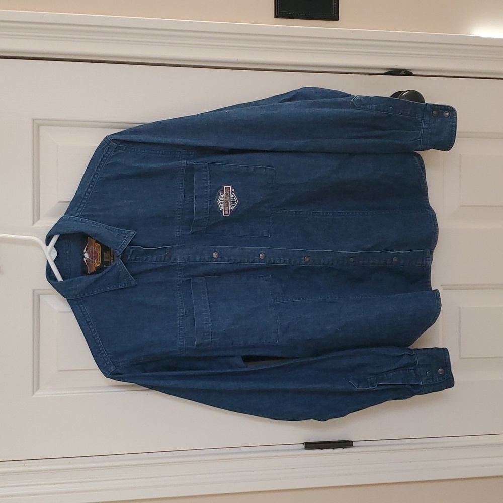 Harley Davidson woman's 100 % cotton denim shirt, size large